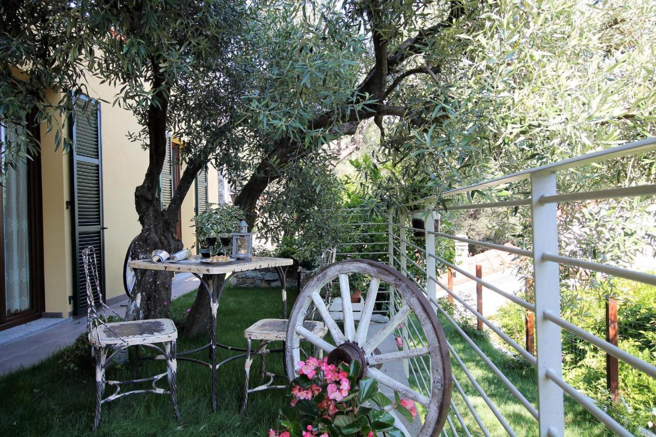 Il Rosale A Celle Ligure Bed & Breakfast Bagian luar foto