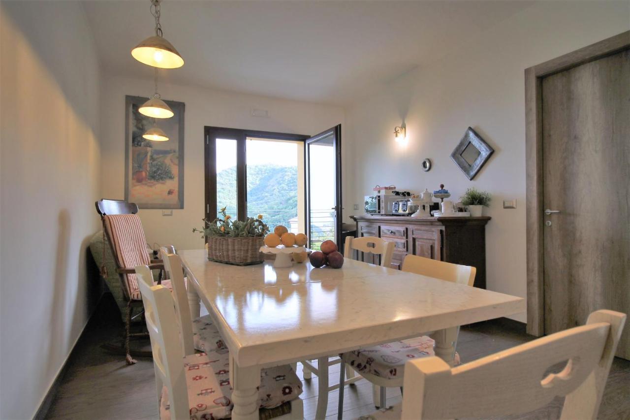 Il Rosale A Celle Ligure Bed & Breakfast Bagian luar foto