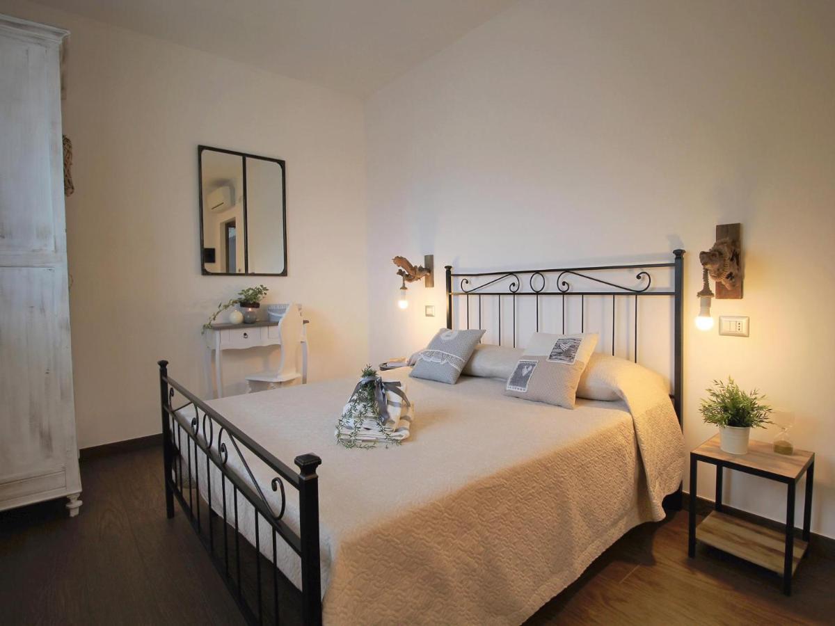Il Rosale A Celle Ligure Bed & Breakfast Bagian luar foto